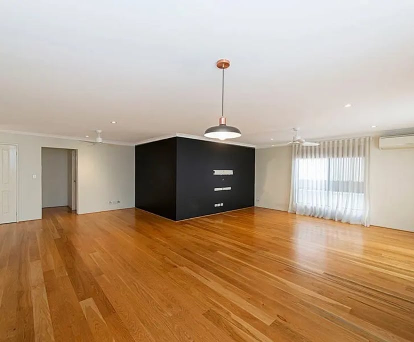 $300, Share-house, 4 bathrooms, Saint James WA 6102