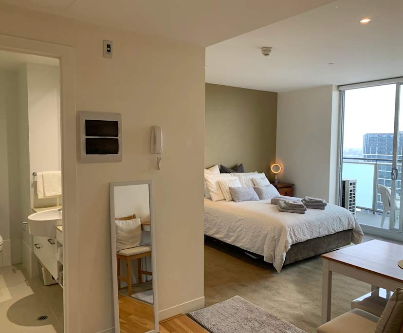 $550, Studio, 1 bathroom, Melbourne VIC 3000