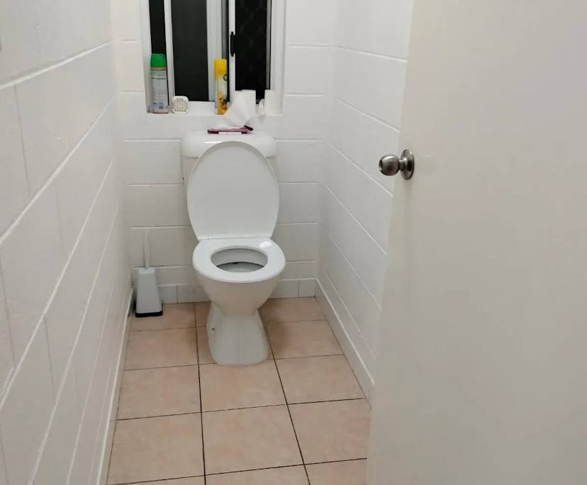 $250, Share-house, 2 bathrooms, Parramatta Park QLD 4870