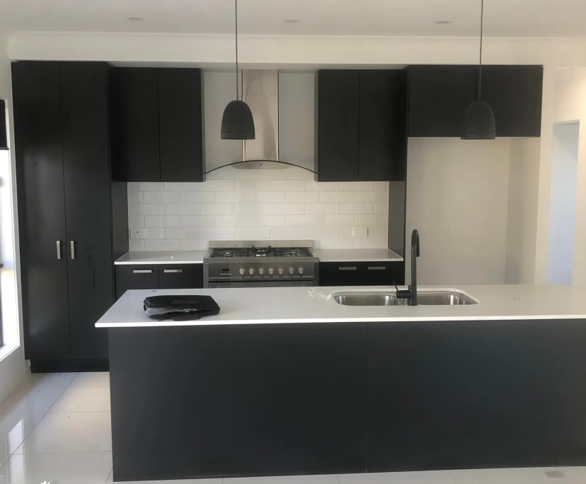 Room in a share house