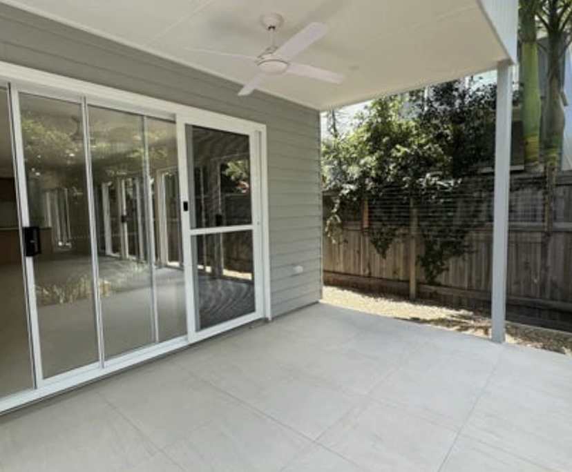 Furnished room with ensuite in a share house
