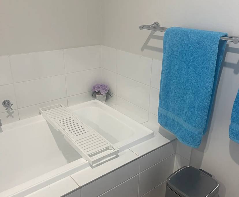 $360, Share-house, 3 bathrooms, Ormeau QLD 4208