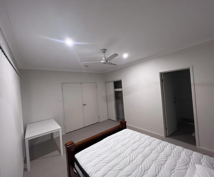 $300, Share-house, 4 bathrooms, North Lakes QLD 4509