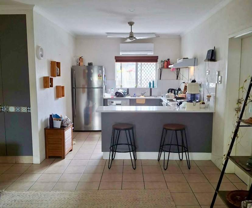 $250, Flatshare, 3 bathrooms, Yorkeys Knob QLD 4878