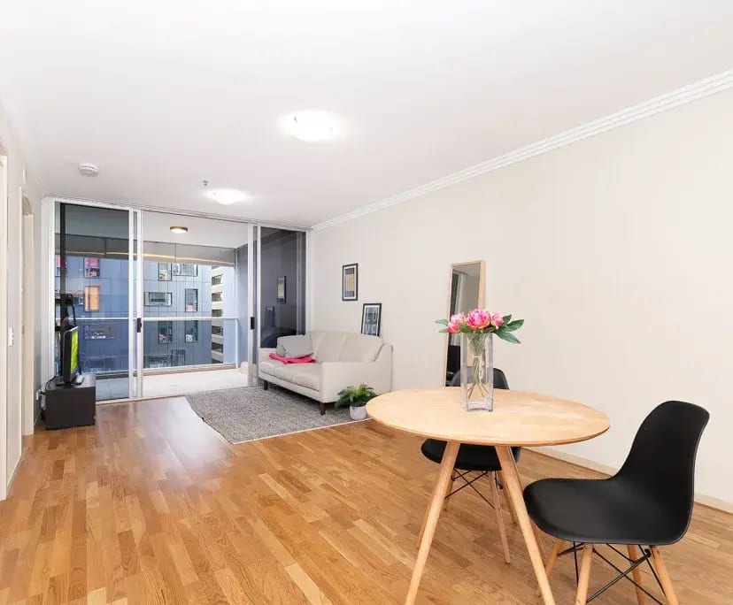 Furnished room in a flatshare