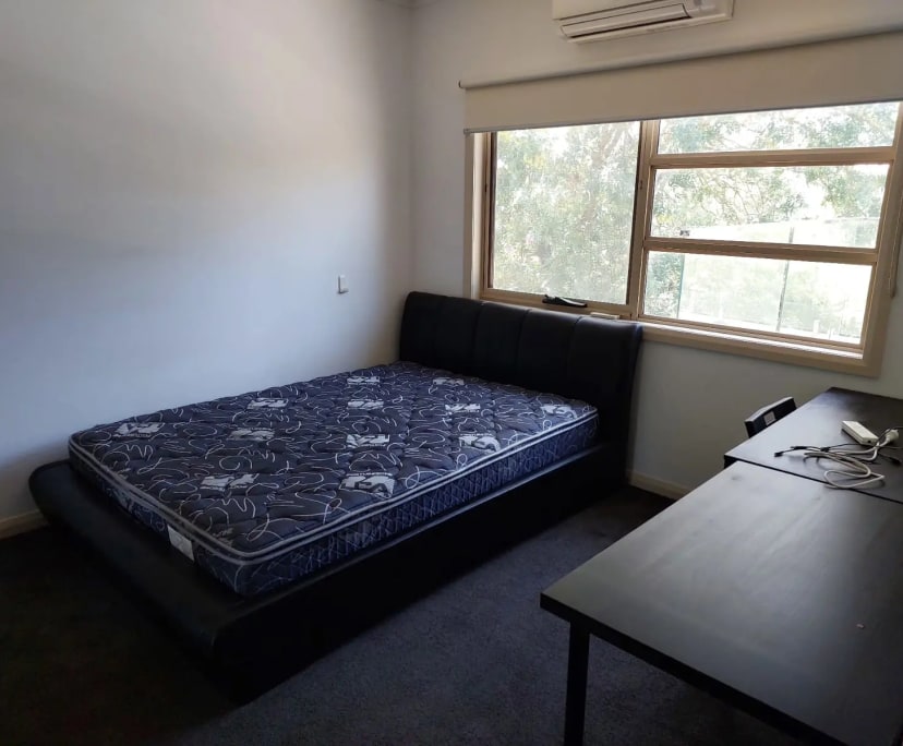 $280, Share-house, 5 bathrooms, Burwood VIC 3125
