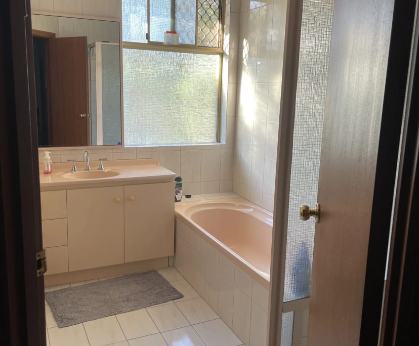 $300, Share-house, 2 rooms, Hamersley WA 6022, Hamersley WA 6022