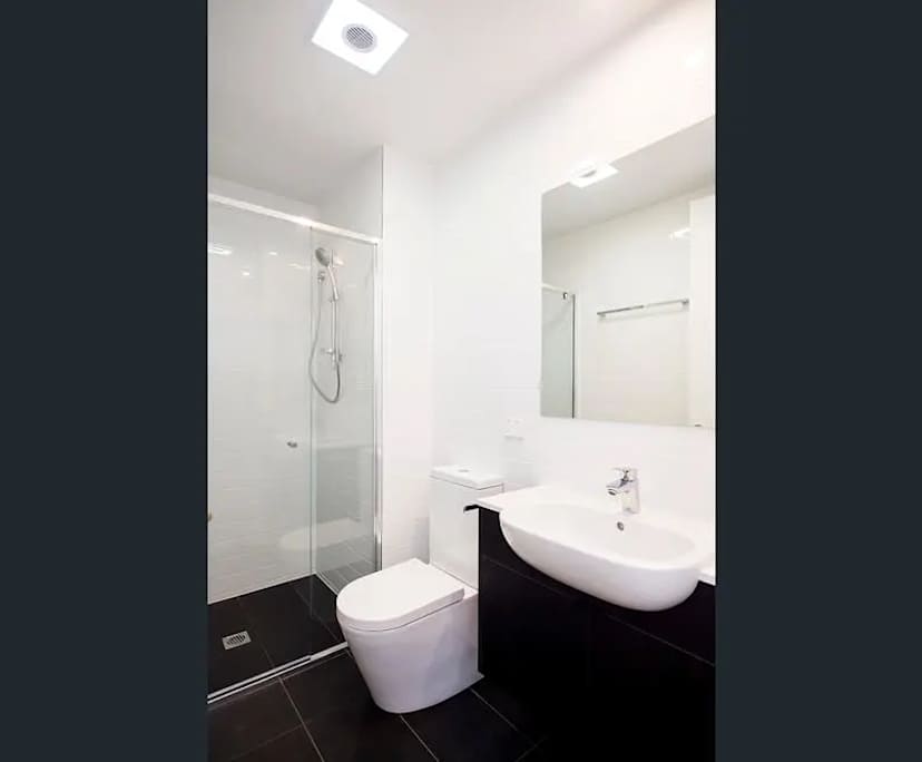 $430, Flatshare, 2 bathrooms, Saint Lucia QLD 4067