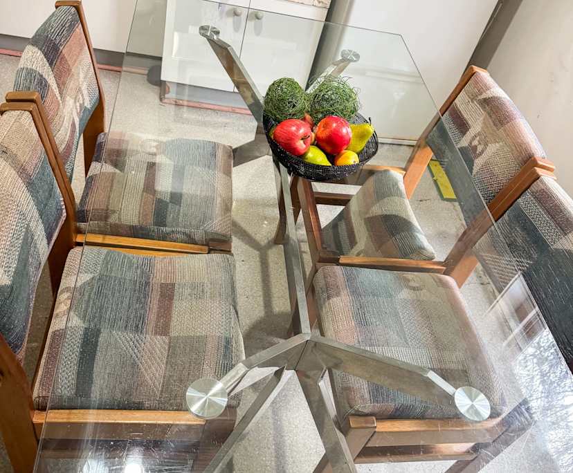 $350, Share-house, 6 bathrooms, St Kilda VIC 3182