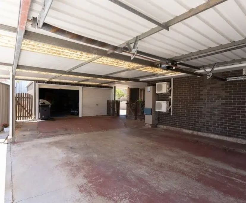 Room for Rent in Heathridge, Perth 190, Furnished...