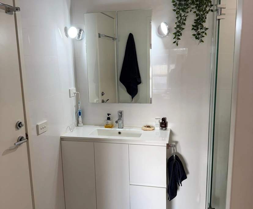 $450, Share-house, 3 bathrooms, St Kilda VIC 3182