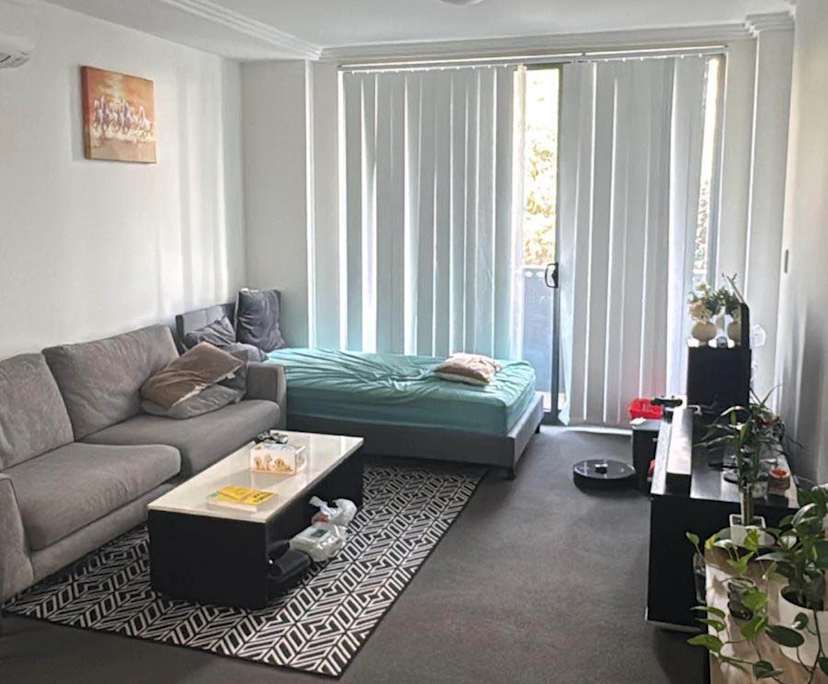 Furnished room with own bathroom