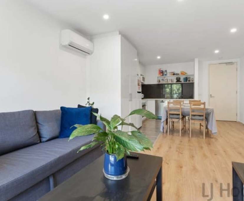 $365, Flatshare, 2 bathrooms, Boronia VIC 3155