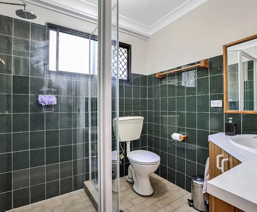 $220, Share-house, 4 bathrooms, East Tamworth NSW 2340
