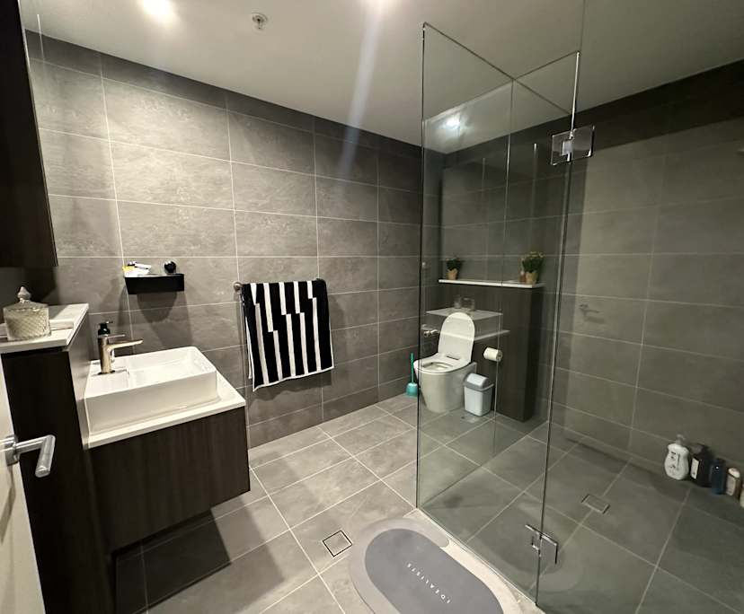 $380, Flatshare, 3 bathrooms, Homebush NSW 2140