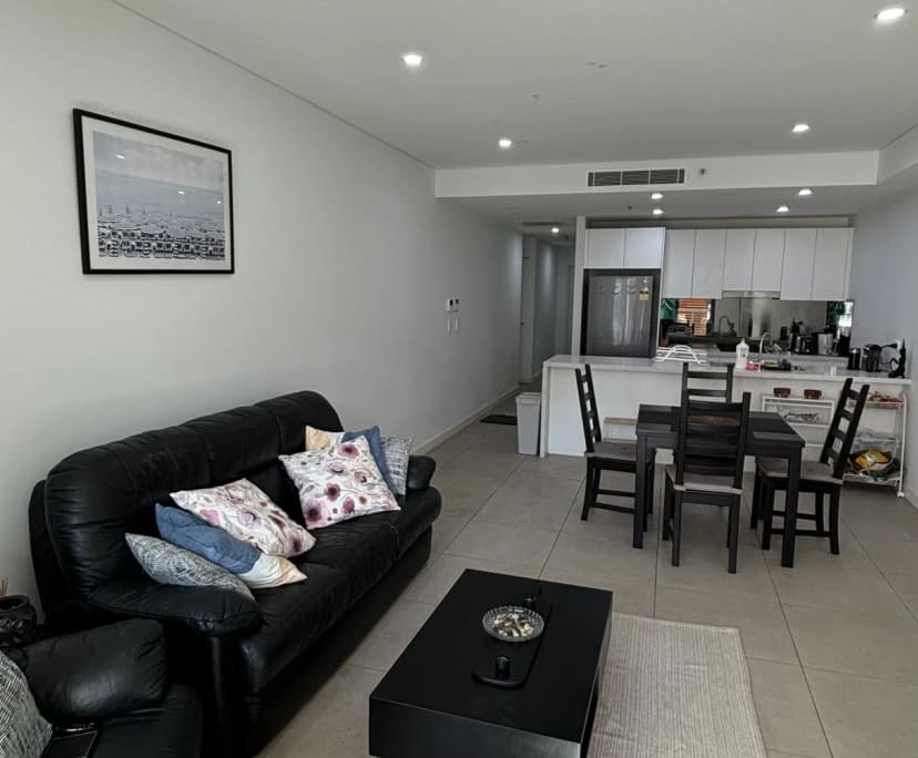 Furnished room with ensuite in a flatshare