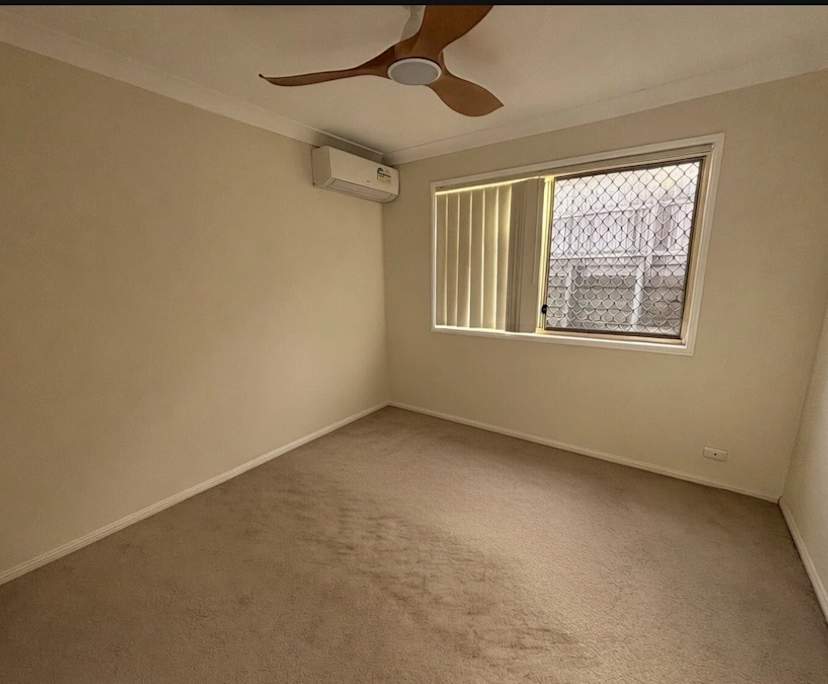$350, Student-accommodation, 4 bathrooms, Upper Coomera QLD 4209