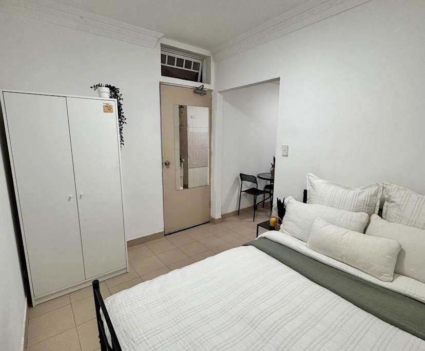 $560, Studio, 1 bathroom, Enmore NSW 2042