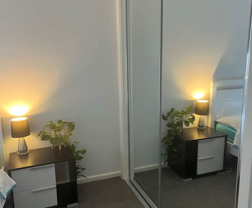 Room in a share house