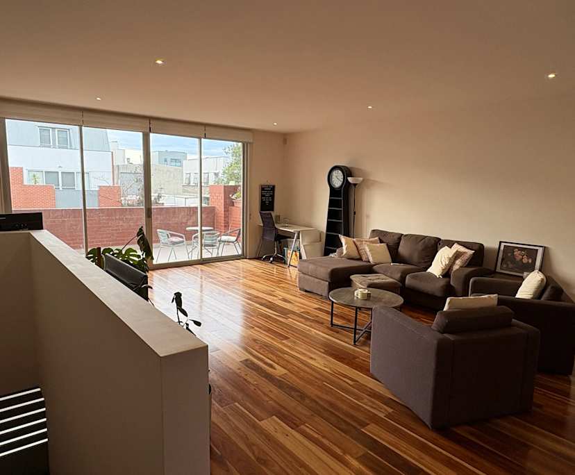 propertyImage