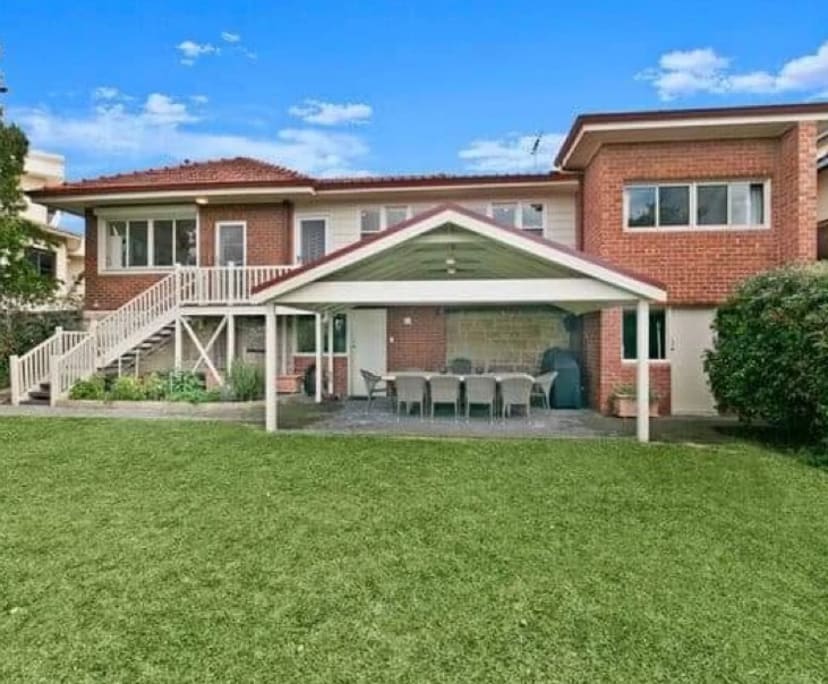 Unfurnished room in a share house