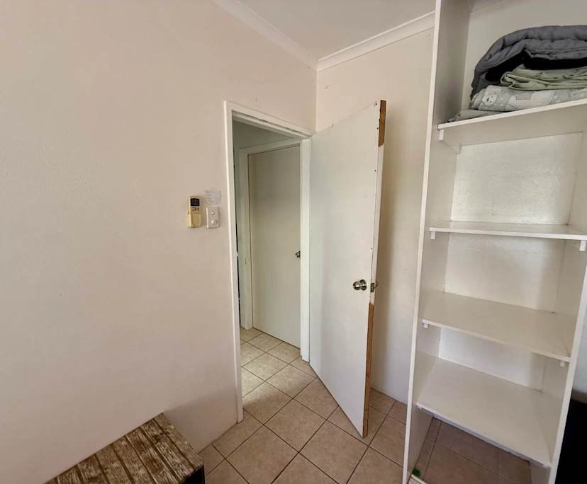 $250, Flatshare, 3 bathrooms, Yorkeys Knob QLD 4878