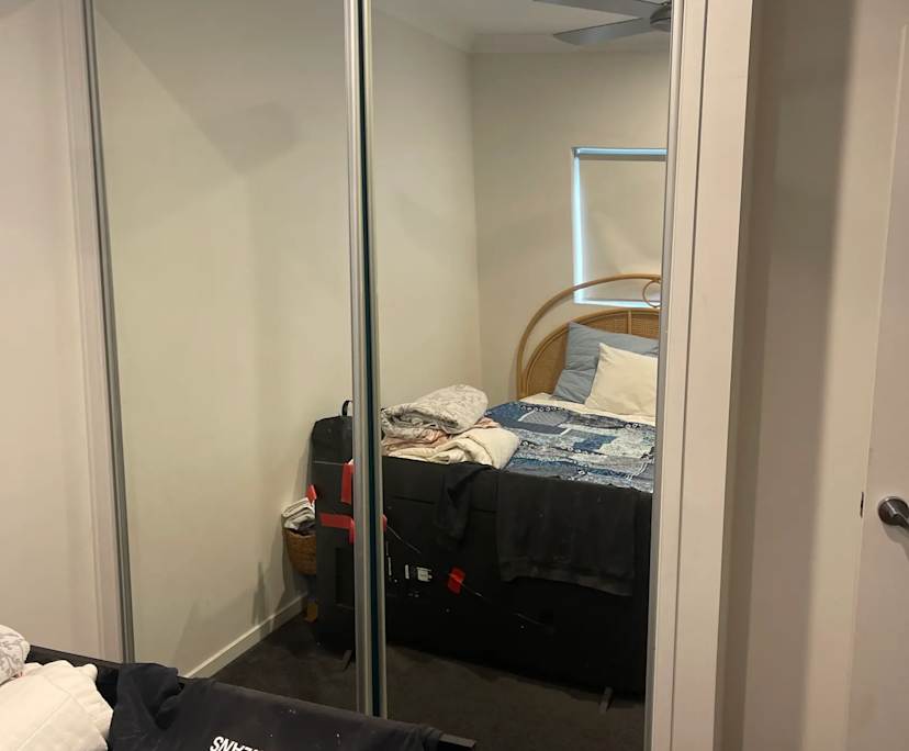Furnished room with own bathroom