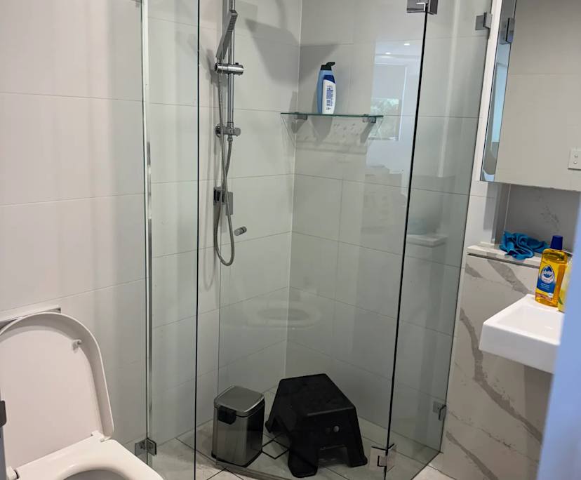 Furnished room with own bathroom