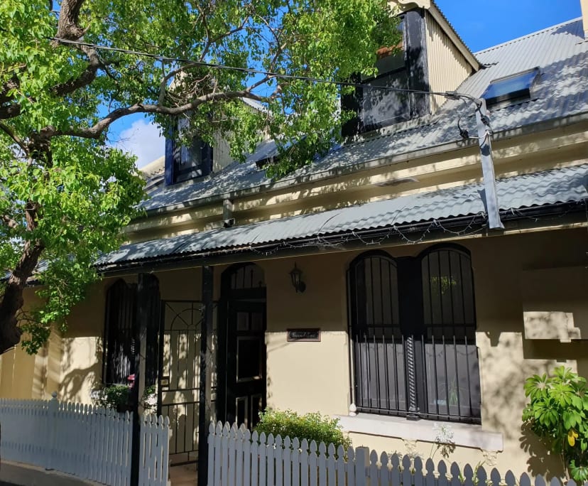 Furnished room in a share house