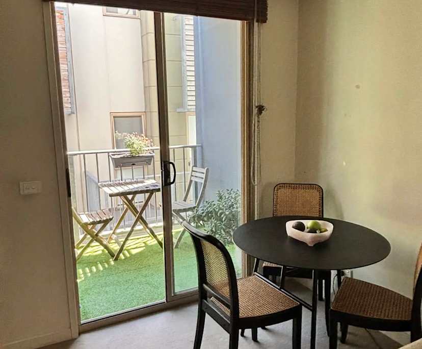 $327, Flatshare, 2 bathrooms, Abbotsford VIC 3067