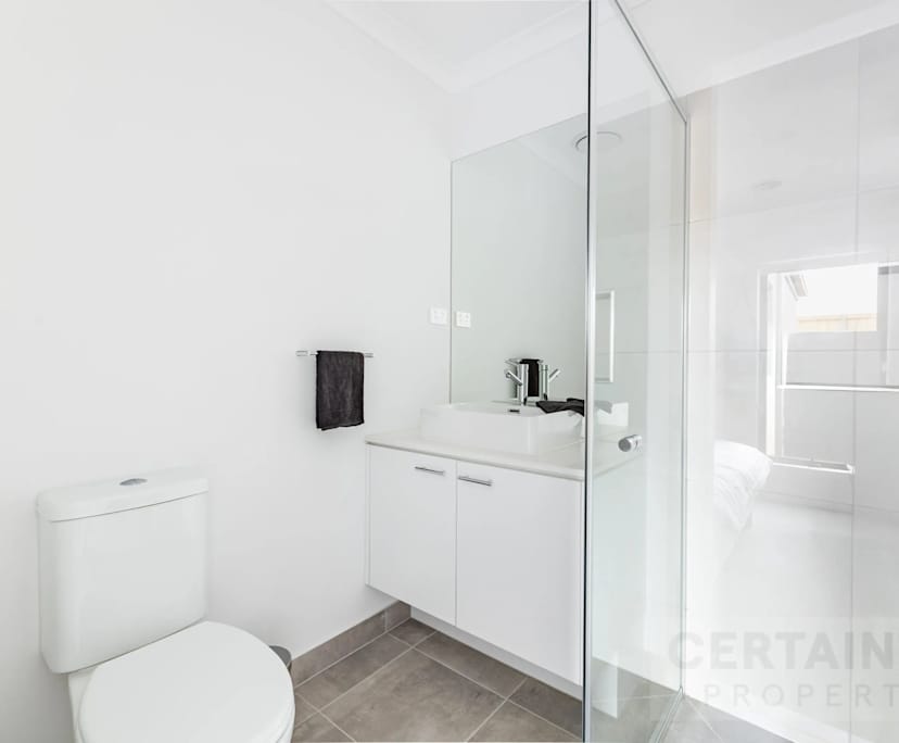 $270-280, Share-house, 2 rooms, Clyde North VIC 3978, Clyde North VIC 3978