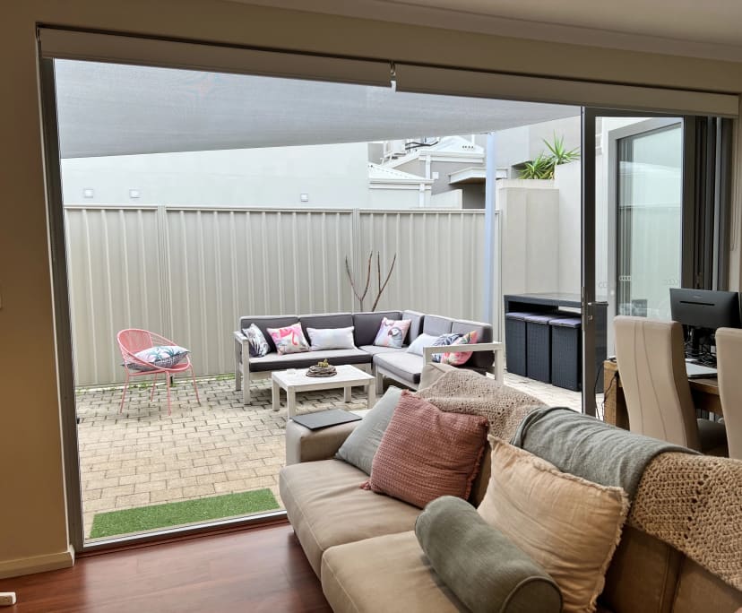 $350, Share-house, 3 bathrooms, Doubleview WA 6018