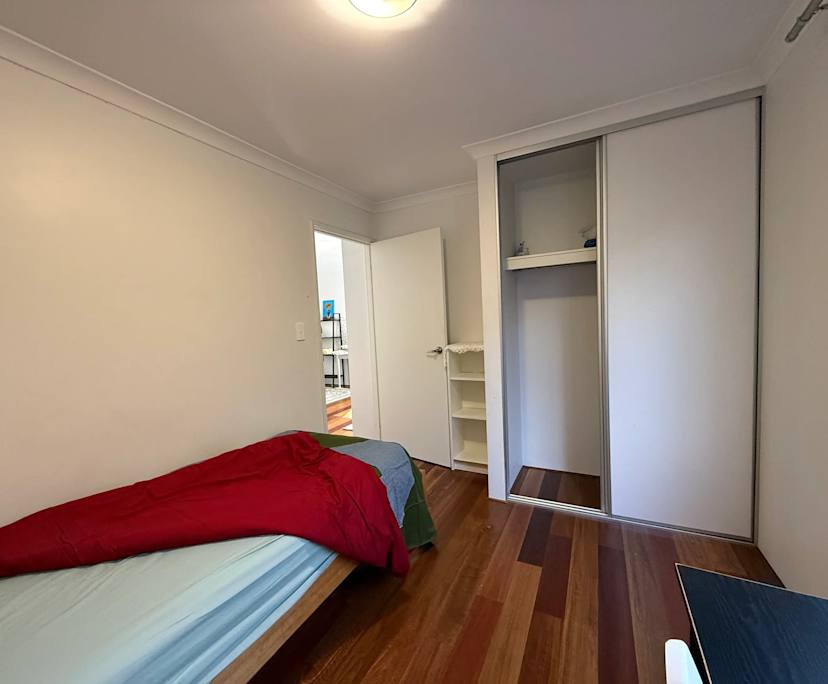 Furnished room in a share house