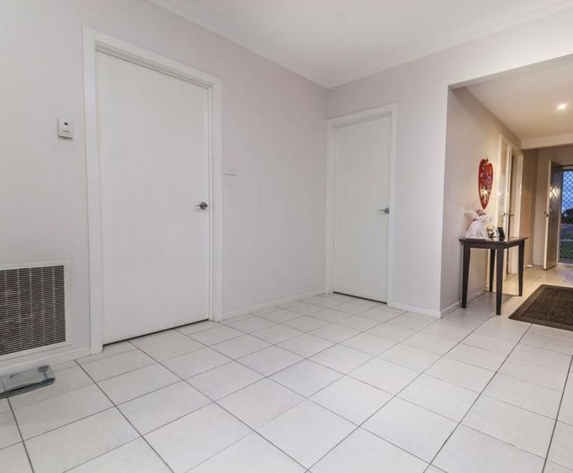 $231, Share-house, 2 bathrooms, Roxburgh Park VIC 3064