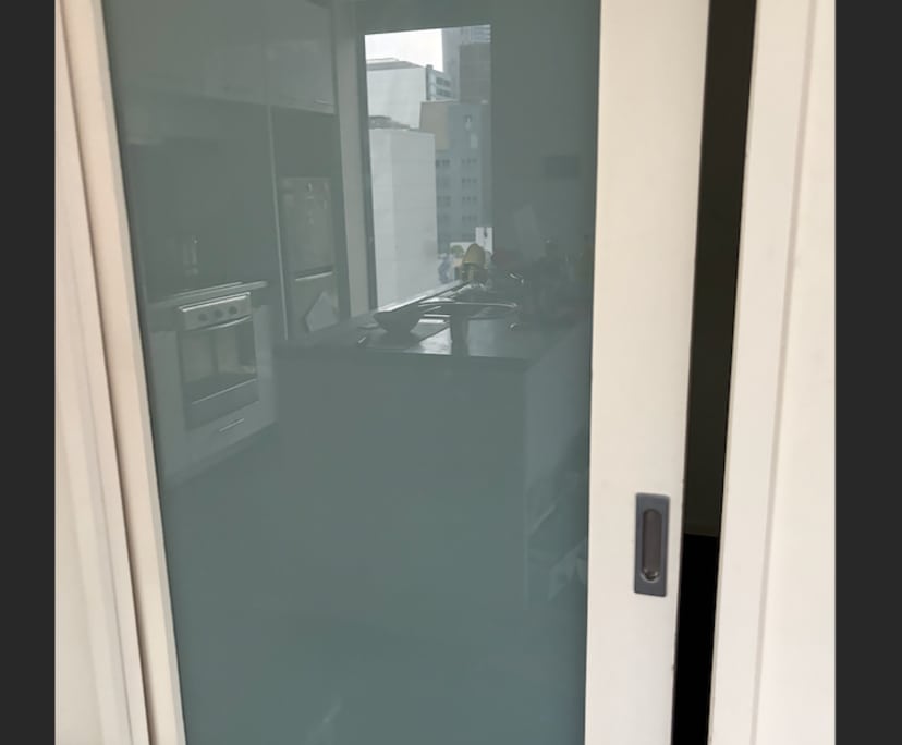 $305, Flatshare, 2 bathrooms, Melbourne VIC 3000