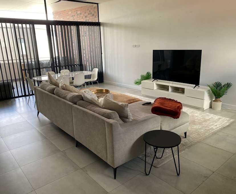 $355, Flatshare, 2 bathrooms, Rivervale WA 6103