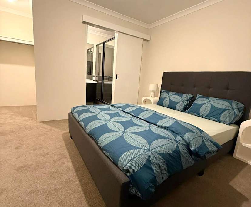 $375, Share-house, 4 bathrooms, Forrestfield WA 6058