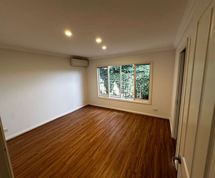 $850, Whole-property, 3 bathrooms, Donvale VIC 3111