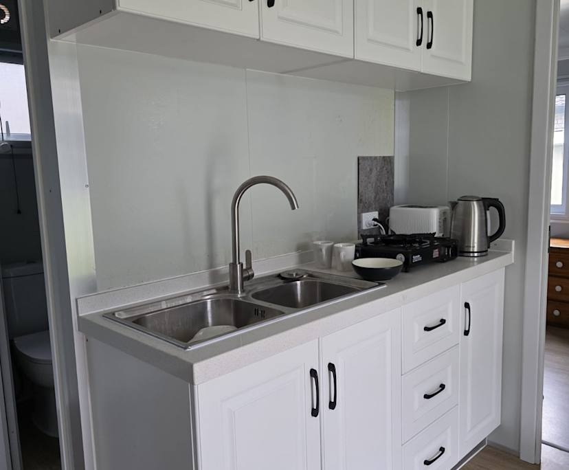 $170, Student-accommodation, 2 bathrooms, Lake Haven NSW 2263