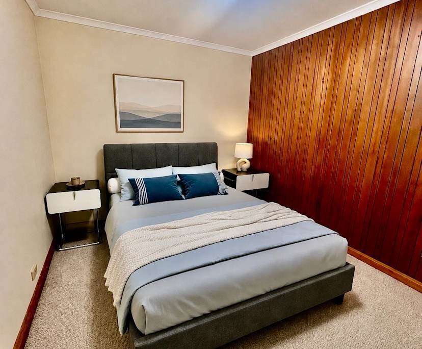 Furnished room with own bathroom