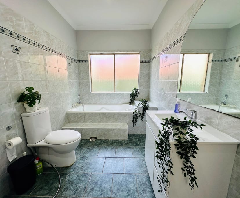 $245, Share-house, 6 bathrooms, Wentworthville NSW 2145