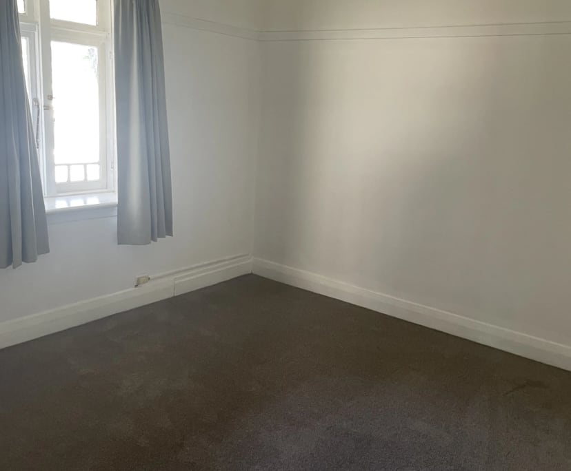 Room for Rent in Wagga Wagga, NSW 180, Furnished,...
