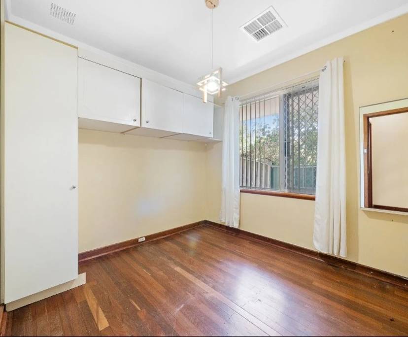 $220, Share-house, 3 bathrooms, Spearwood WA 6163