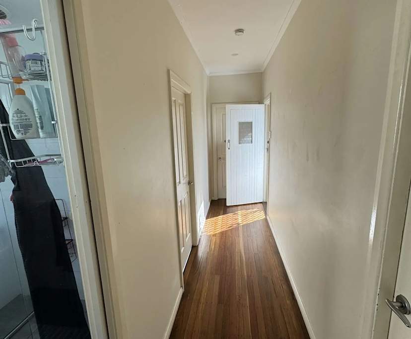 Unfurnished room in a share house