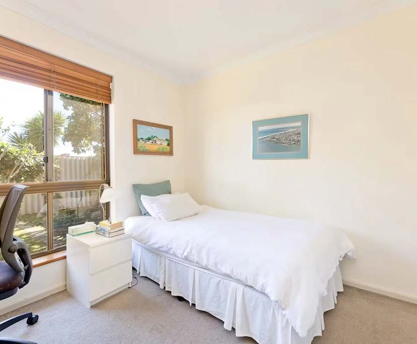 Whole property with 3 rooms for rent
