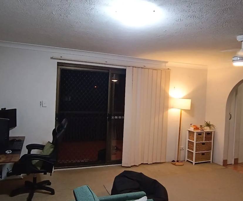 Furnished room with ensuite in a flatshare