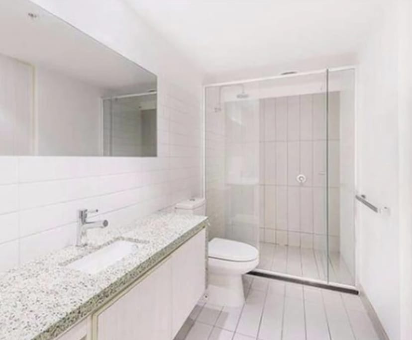 $240, Flatshare, 2 bathrooms, Docklands VIC 3008