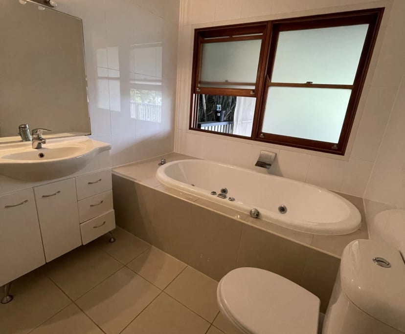 Furnished room with ensuite in a share house