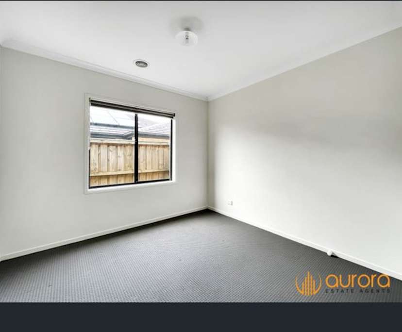 $230, Share-house, 4 bathrooms, Clyde North VIC 3978