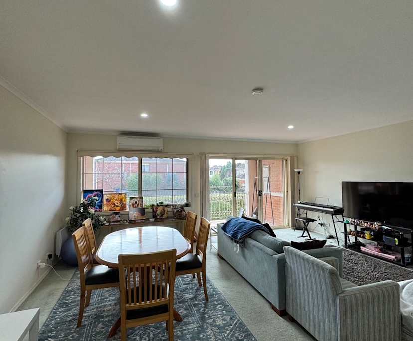 $300, Flatshare, 3 bathrooms, Glen Waverley VIC 3150
